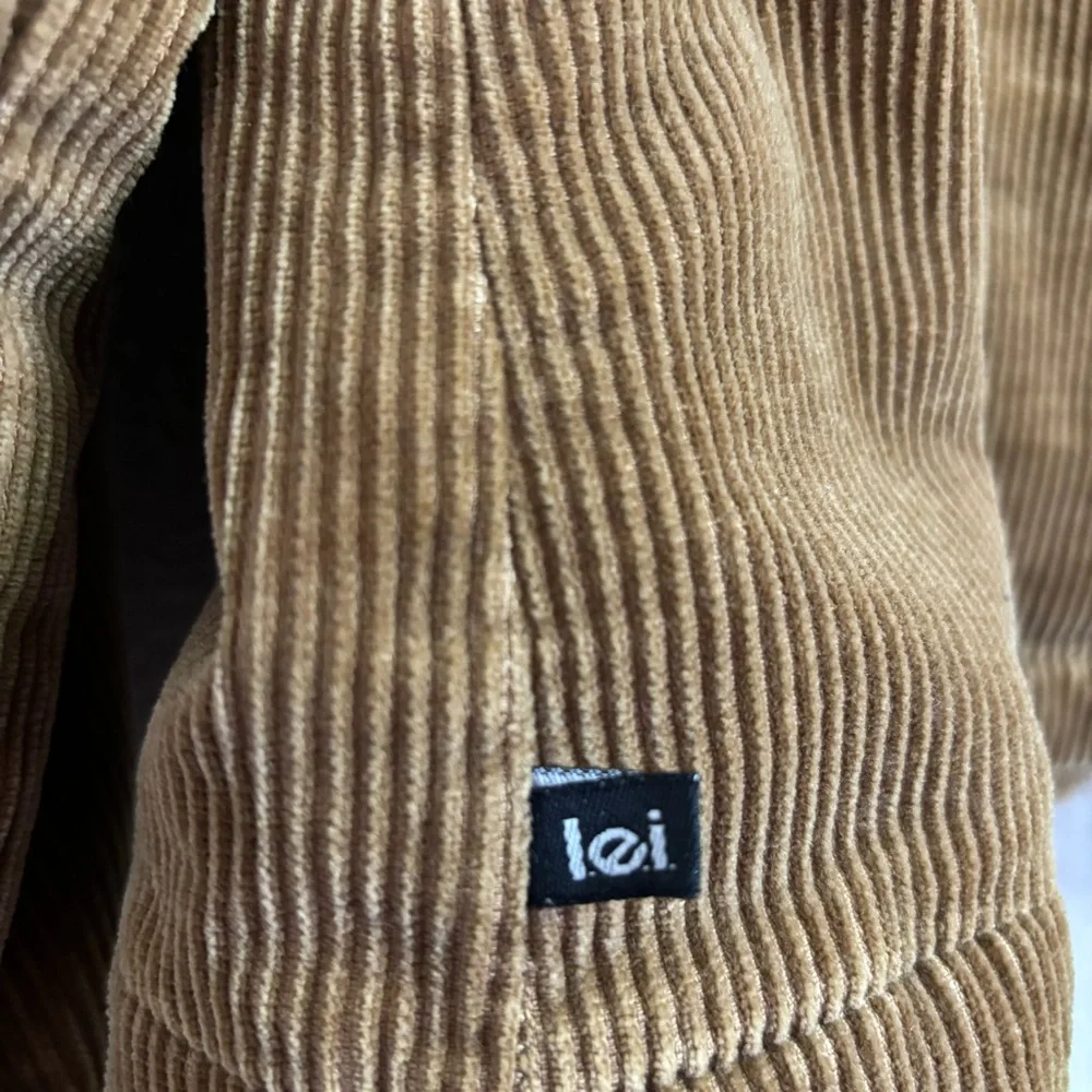 Vintage Y2K Women’s l.e.i. Brown Corduroy Jacket Faux Fur Collar and Trim size L - Picture 7 of 14